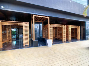 The Prive Hospitality - Bayz by Danube